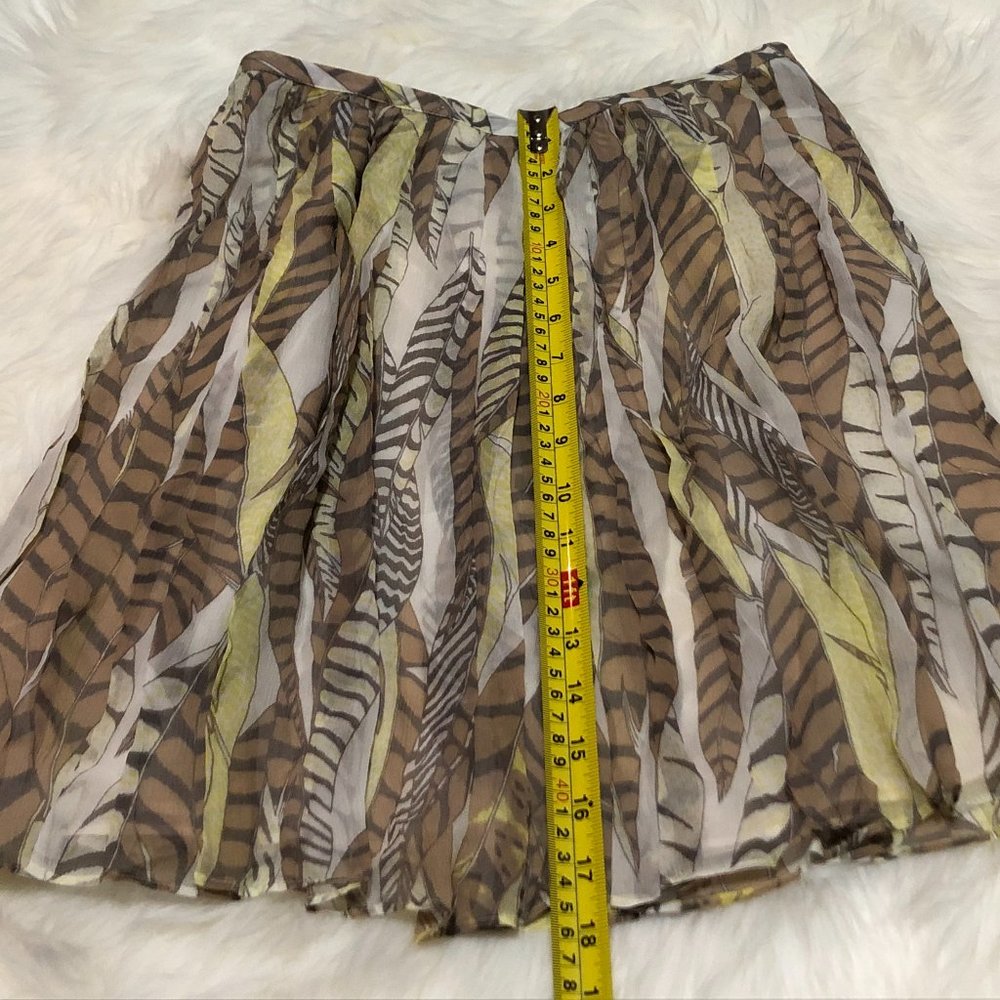✨HOST PICK✨*BRAND NEW* Club Monaco Geometric Print Silk (Molli) Skirt - Size 0 - Picture 8 of 12